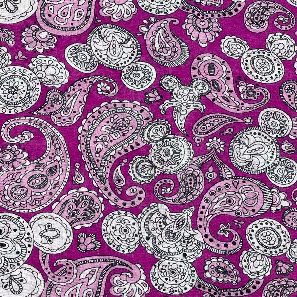 Disney Parks Hidden Mickey Mouse Rayon Fringe Fuchsia‎ Paisley Scarf 18.5
